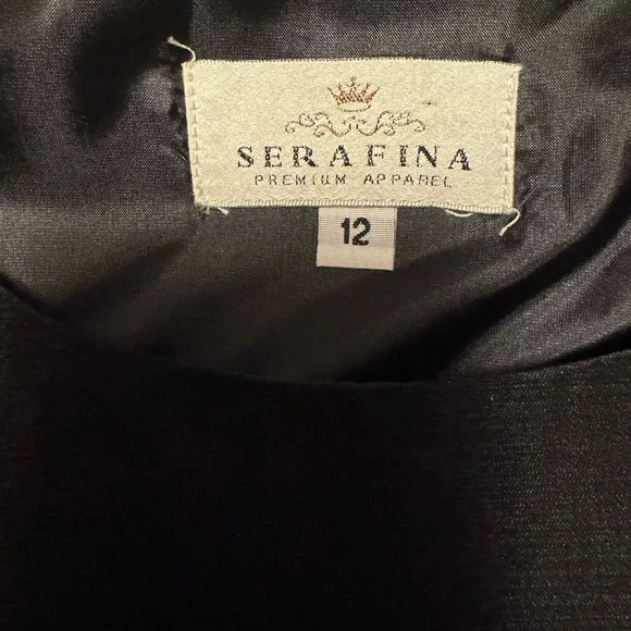 Elegant Black and White Women's Dress Suit - Picture 12 of 16